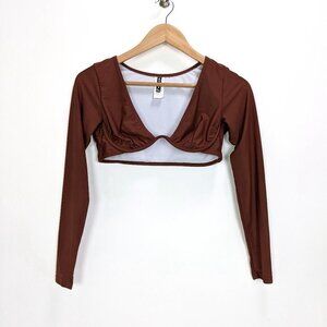 Pretty Little Thing Size 4 Womens Deep V-neck Wired Underbust Crop Top in Brown